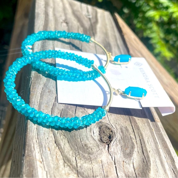 Kendra Scott Russel Frontal Hoop Earrings in Teal Agate - Picture 4 of 7